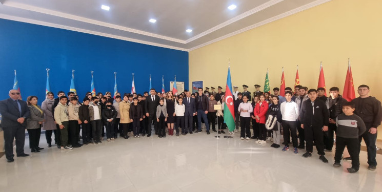 Goranboyda, “Heydər Əliyev ili” çərçivəsində, “Dövlət Bayrağımız Milli Qürurumuzdur” mövzusunda tədbir keçirildi.