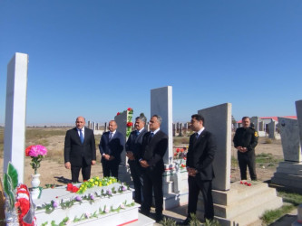 Goranlı kəndində şəhidlərimizin  məzarları ziyarət edildi