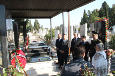 Sarov kəndində şəhidlərimizin məzarları ziyarət edildi