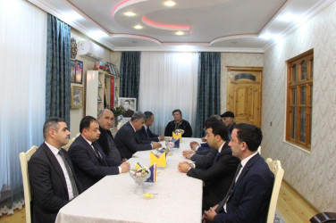 İcra Başçısı Bağçakürd kəndində şəhid ailəsini evlərində ziyarət etdi