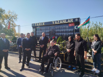 Goranlı kəndində şəhidlərimizin  məzarları ziyarət edildi