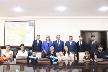 Məktəbəqədər hazırlıq kursuna gedəcək şəhid övladları ilə görüş