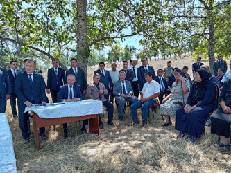 Mənəşli kəndində səyyar qəbul keçirildi