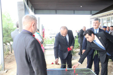 “27 sentyabr-Anım Günü”nün beşinci ildönümü ilə bağlı Səfikürd Şəhidlər Xiyabanında şəhidlərimizin məzarları ziyarət olundu