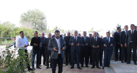 “27 sentyabr-Anım Günü”nün beşinci ildönümü ilə bağlı Səfikürd Şəhidlər Xiyabanında şəhidlərimizin məzarları ziyarət olundu