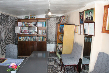 Goranboyda yazıçı doğum günü münasibətilə ziyarət olundu