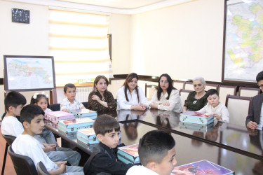 Goranboyda icra başçısı şəhid övladları ilə görüşdü