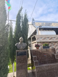 Goranboyda İcra başçısı Aprel şəhidinin ildönümündə ailəsini ziyarət etdi