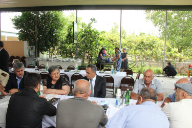 Qızılhacıllı qəsəbəsində şəhid atasının dəfn mərasimi keçirildi
