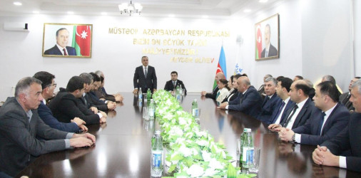 Goranboyda Ümummilli Lider Heydər Əliyevin anım günü ilə  bağlı, “Heydər Əliyev-dövlətçilik və liderlik məktəbi” adlı konfrans keçirildi