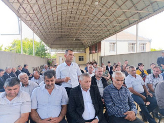 Həmənli kəndində səyyar qəbul keçirildi