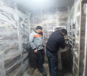 Goranboy şəhərində yeni inşa edilən 16 və 20 mənzilli yaşayış binalarında son tamamlama işləri aparılır