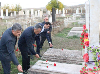 Şəfəq kəndində şəhidlərimizin məzarları ziyarət edildi