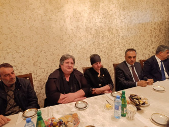 Goranboyda İcra başçısı Aprel şəhidinin ildönümündə ailəsini ziyarət etdi