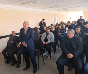 Hazırəhmədli kəndində səyyar qəbul keçirildi