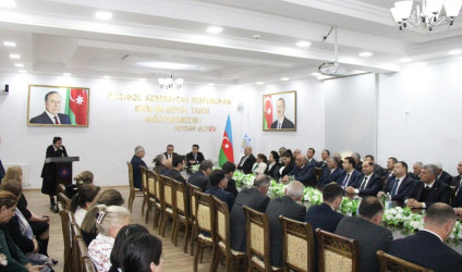 Goranboyda Ümummilli Lider Heydər Əliyevin anım günü ilə  bağlı, “Heydər Əliyev-dövlətçilik və liderlik məktəbi” adlı konfrans keçirildi