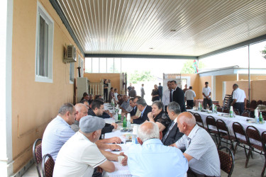 Qızılhacıllı qəsəbəsində şəhid atasının dəfn mərasimi keçirildi