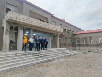 Goranboyda yeni inşa olunan internat tipli gimnaziyada tikinti işlərinin gedişinə baxış keçirildi