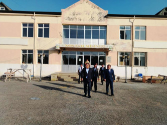 Goranboyda icra başçısı Qarqucaq kənd tam orta məktəbində aparılan cari təmir işləri ilə yerində tanış oldu