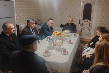 Goranboyda icra başçısı şəhid anasını səhhəti ilə bağlı evində ziyarət etdi