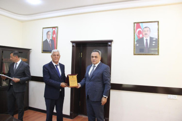 Yüksək nəticə göstərmiş, müxtəlif müsabiqələrdə fərqlənən şagirdlərlə görüş