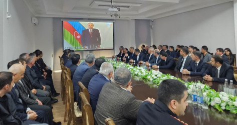 “12 noyabr-Konstitusiya Günü”nə həsr olunmuş “Konstitusiyanın qüdrəti güclü dövlətin təməlidir.”  mövzusunda tədbir