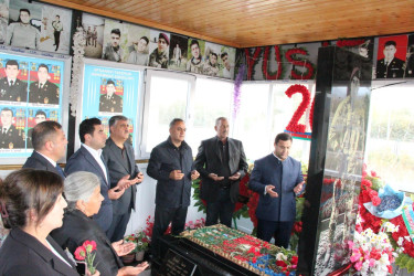 Şəfəq kəndində şəhidlərimizin məzarları ziyarət edildi