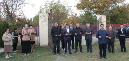 Şəfəq kəndində şəhidlərimizin məzarları ziyarət edildi