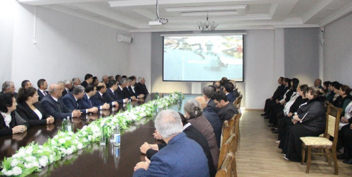 Goranboyda Ümummilli Lider Heydər Əliyevin anım günü ilə  bağlı, “Heydər Əliyev-dövlətçilik və liderlik məktəbi” adlı konfrans keçirildi