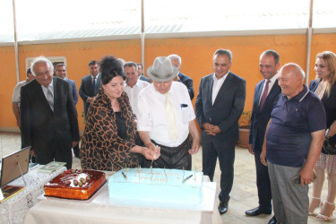 Goranboyda yazıçı doğum günü münasibətilə ziyarət olundu