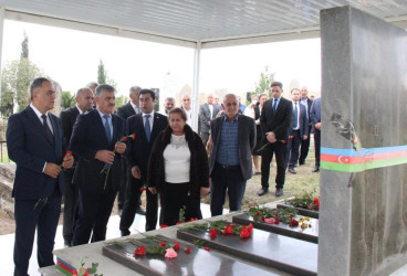 “27 sentyabr-Anım Günü”nün beşinci ildönümü ilə bağlı Tap Qaraqoyunluda şəhidlərimizin məzarları ziyarət olundu