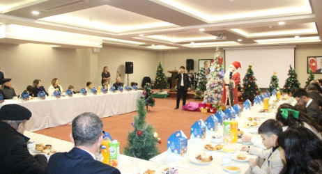 Goranboyda 31 dekabr-Dünya Azərbaycanlılarının Həmrəylik Günü və Yeni ilin gəlişi ilə bağlı, şəhidlərimizin azyaşlı övladları ilə görüş keçirildi