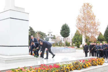 Goranboyda Ümummilli Lider Heydər Əliyevin anım günü ilə  bağlı, “Heydər Əliyev-dövlətçilik və liderlik məktəbi” adlı konfrans keçirildi