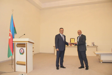 Goranboyda Ümummilli Lider Heydər Əliyevin 103-cü ildönümü ilə bağlı "Vətənə, xalqa həsr edilən ömür" mövzusunda konfrans keçirildi