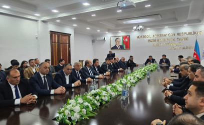 “12 noyabr-Konstitusiya Günü”nə həsr olunmuş “Konstitusiyanın qüdrəti güclü dövlətin təməlidir.”  mövzusunda tədbir