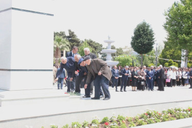 Goranboyda Ümummilli Lider Heydər Əliyevin 103-cü ildönümü ilə bağlı "Vətənə, xalqa həsr edilən ömür" mövzusunda konfrans keçirildi