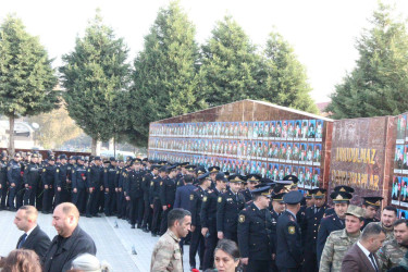 Goranboyda "08 noyabr-Zəfər Günü" ilə bağlı Ümummilli Lider Heydər Əliyevin rayon mərkəzində ucaldılmış abidəsini və Şəhidlər Xatirə Kompleksini ziyarət edildi