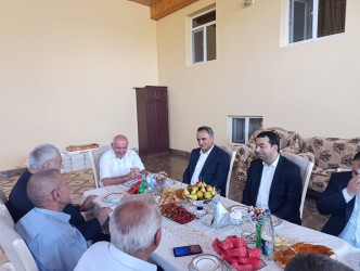 Goranboyda ağsaqqallara ehtiram ənənəsi davam etdirilir
