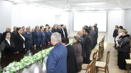 Goranboyda Ümummilli Lider Heydər Əliyevin anım günü ilə  bağlı, “Heydər Əliyev-dövlətçilik və liderlik məktəbi” adlı konfrans keçirildi