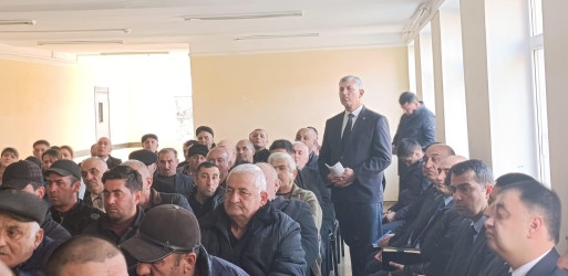 Hazırəhmədli kəndində səyyar qəbul keçirildi