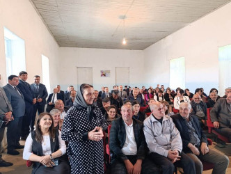 Goranboyda növbəti səyyar qəbul Zeyvə kəndində keçirildi