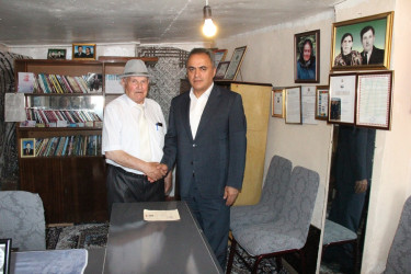 Goranboyda yazıçı doğum günü münasibətilə ziyarət olundu