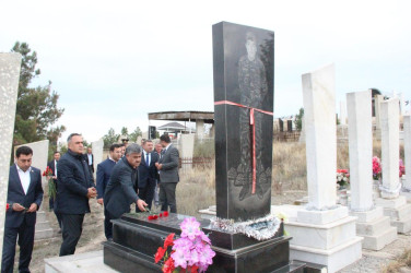 Qarqucaq kəndində şəhidlərimizin  məzarları ziyarət edildi