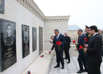 Fəxarlı kəndində Şəhidlər Xatirə Abidəsi yenidənqurma işlərindən sonra ziyarət olundu