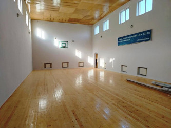 Goranboyda icra başçısı Qarqucaq kənd tam orta məktəbində aparılan cari təmir işləri ilə yerində tanış oldu