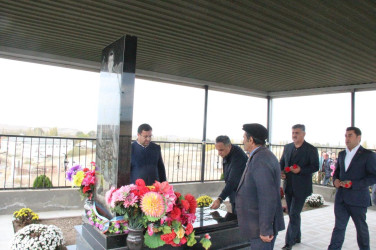 Qarqucaq kəndində şəhidlərimizin  məzarları ziyarət edildi