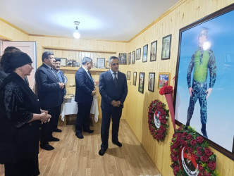Goranboyda İcra başçısı Aprel şəhidinin ildönümündə ailəsini ziyarət etdi
