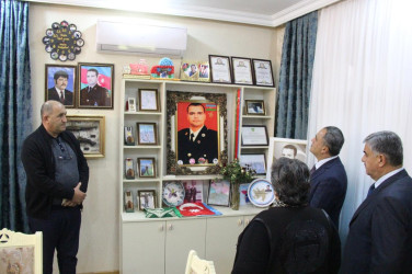 İcra Başçısı Bağçakürd kəndində şəhid ailəsini evlərində ziyarət etdi